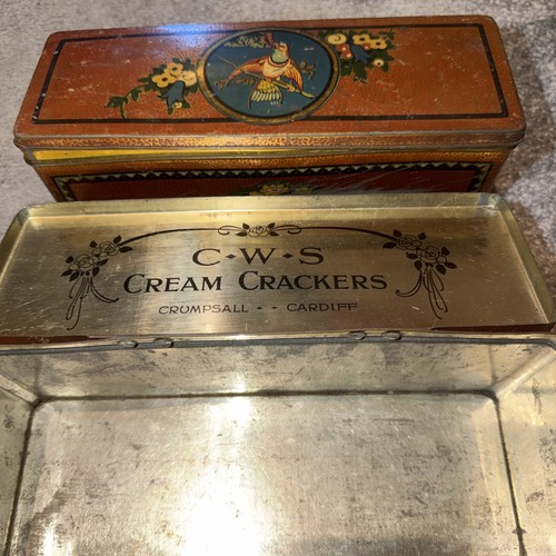 Vintage cws cream crackers - cream,